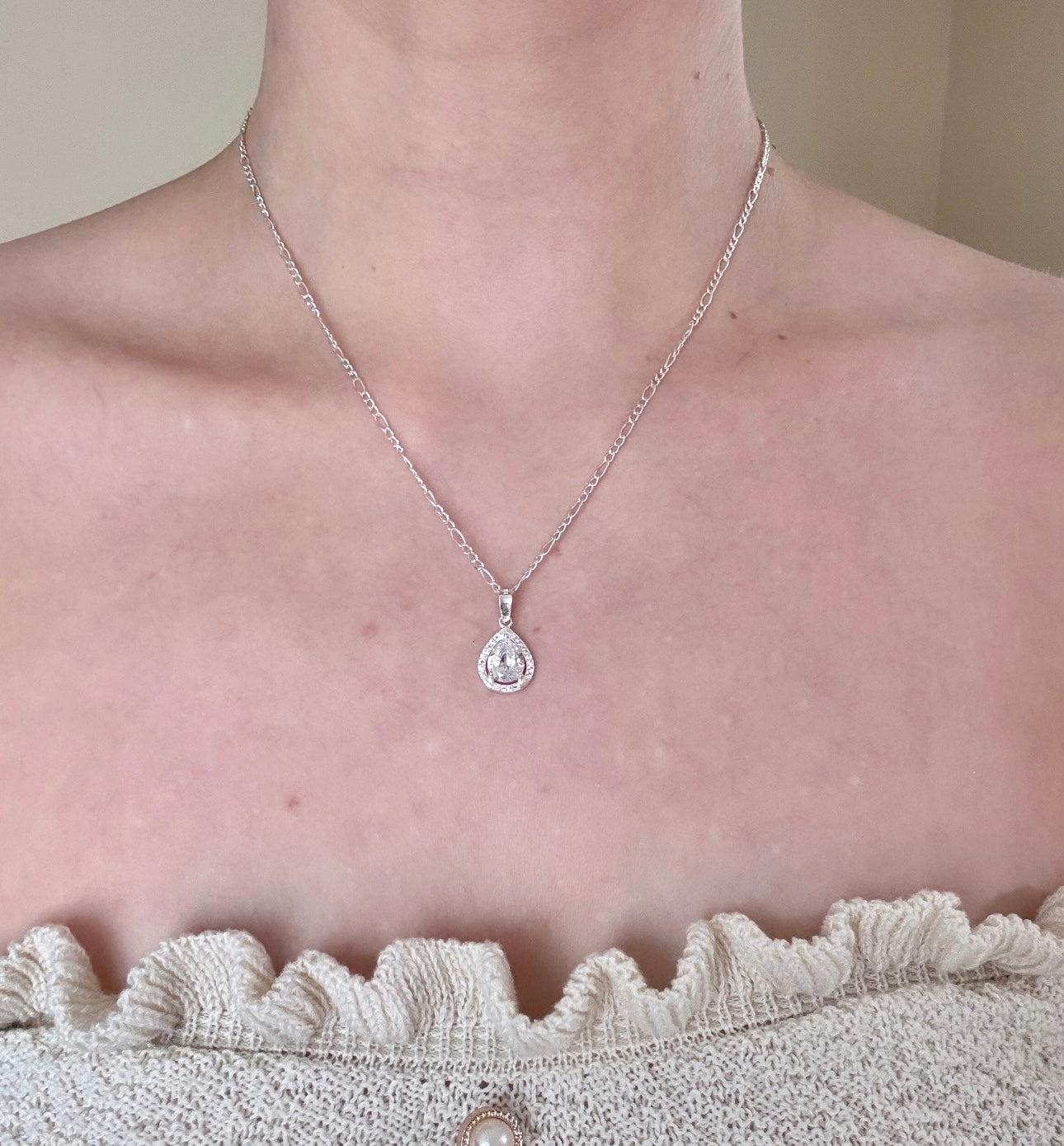 Mela necklace