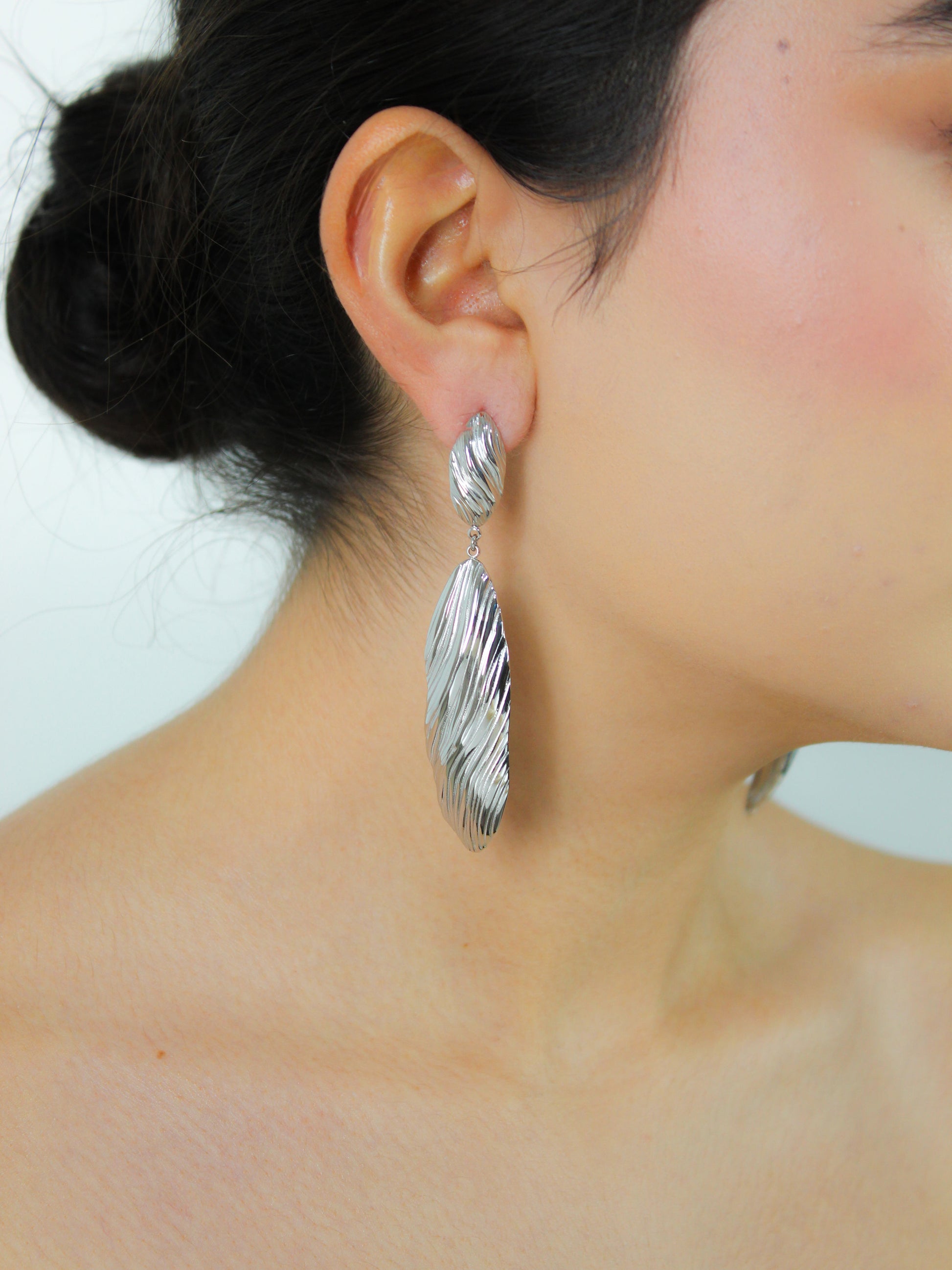 Plumilla Earrings