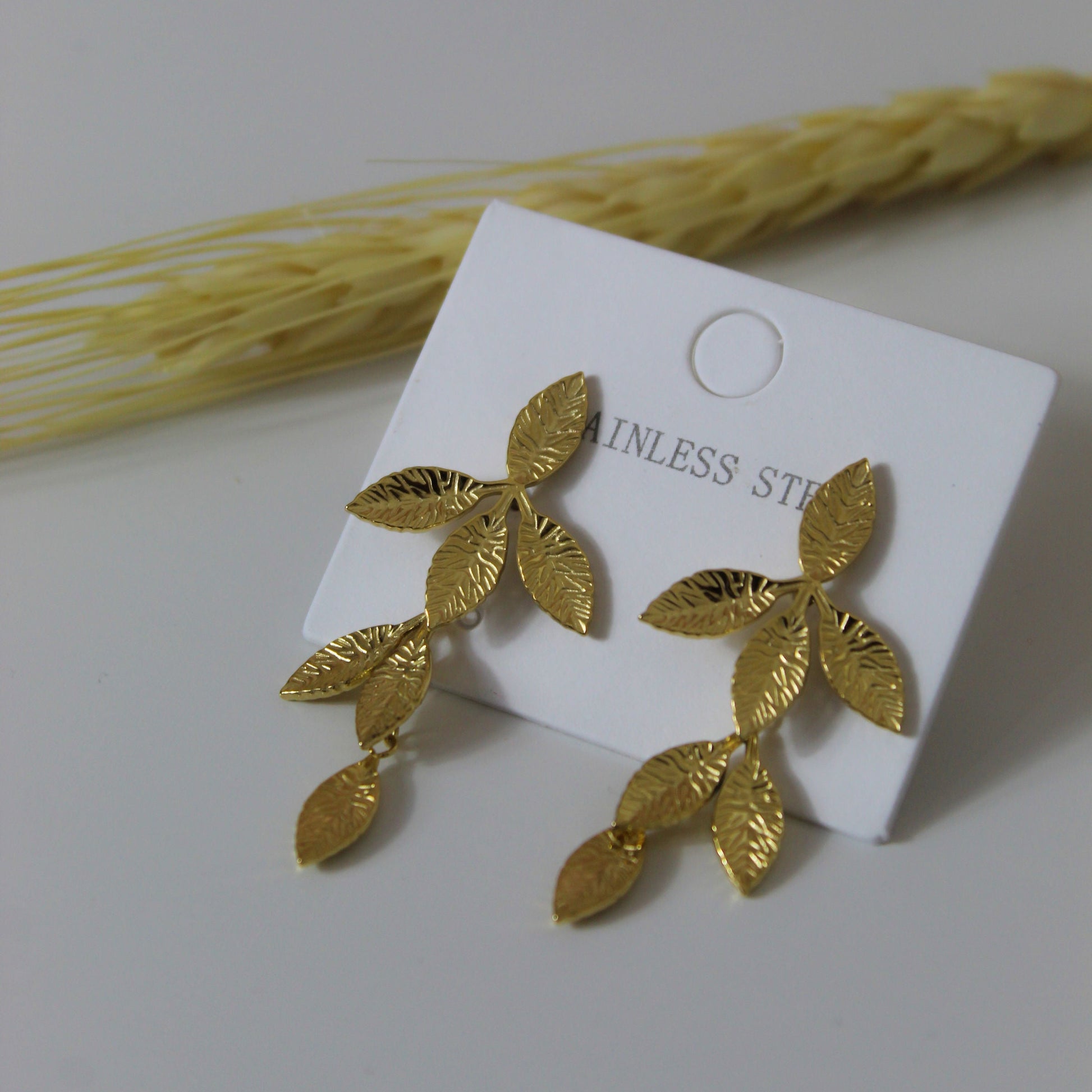 Hojas Earrings