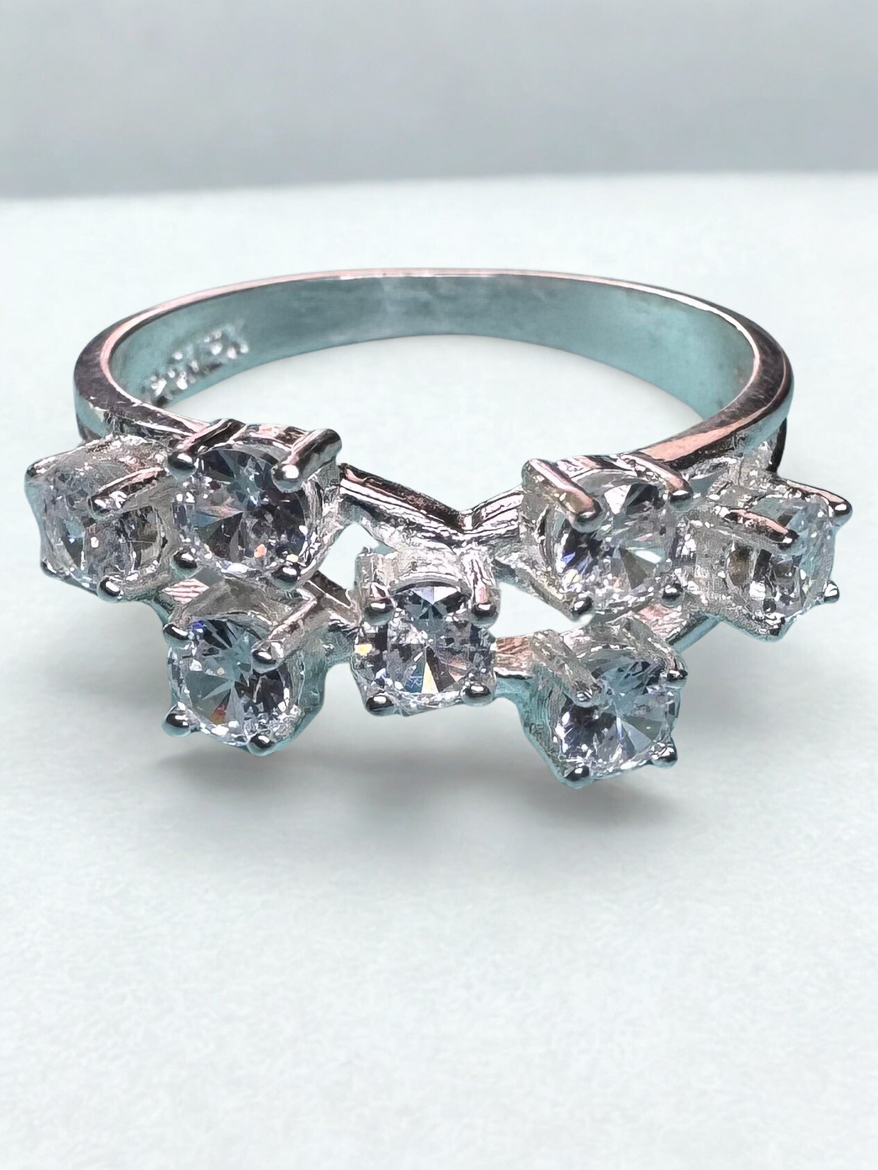 Vera ring